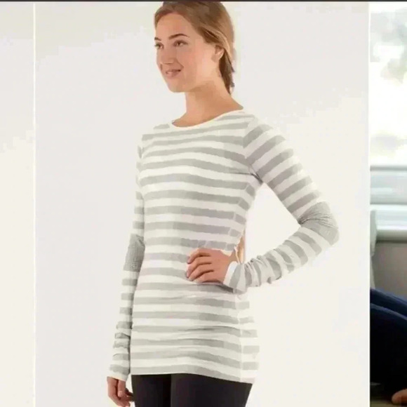 lululemon athletica Tops - Lululemon Devotion Long Sleeve Tee Micro Macro Polar Cream Silver Slate Size 12